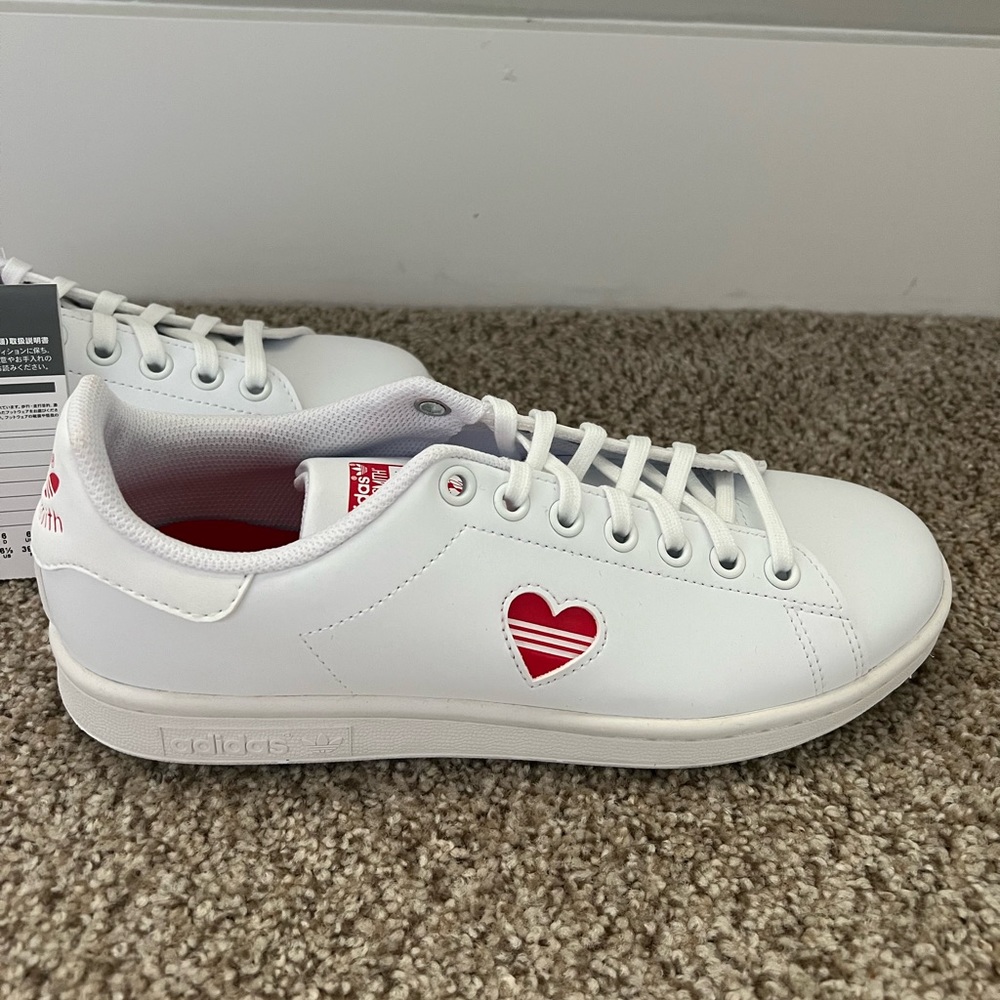 NWT Adidas Stan Smith Valentine's Day Edition (2019)